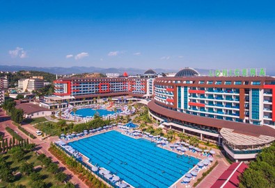 Самолетна почивка в Турция! 7 нощувки на човек на база All inclusive в Lonicera Resort & Spa 5*, Алания, Турска ривиера с двупосочен чартърен полет от София - Снимка