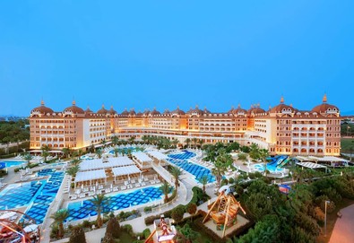 Самолетна почивка в Турция! 7 нощувки на човек на база All inclusive в Royal Alhambra Palace 5*, Сиде, Турска ривиера с двупосочен чартърен полет от Варна - Снимка