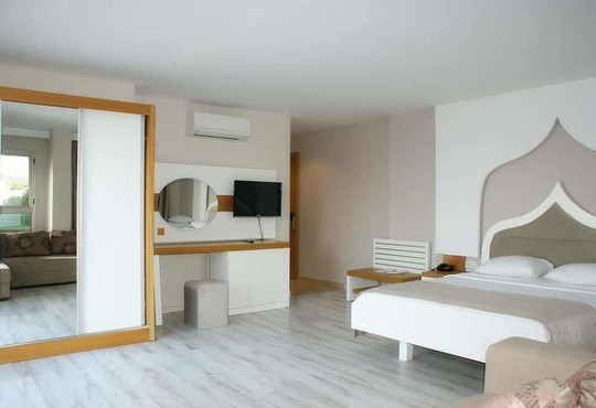 Breeze Beach Hotel 4* - снимка - 11