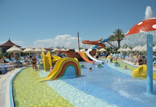 Sea World Resort & Spa 5* - снимка - 15