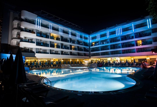 Avena Resort & Spa Hotel (ex. Gold Safran Hotel) 4* - снимка - 17