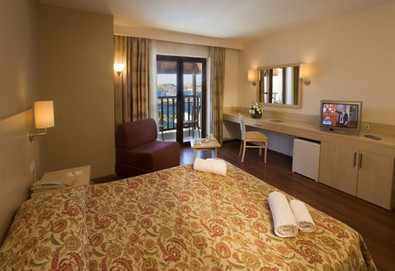 Почивка в Турция с автобус! 9 нощувки на човек на база Ultra all inclusive в Diamond Of Bodrum 5*, Анталия, Турска ривиера с организиран автобусен транспорт от София - Снимка