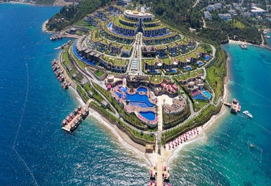 Почивка в Турция с автобус! 5 нощувки на човек на база All inclusive в Tthe Bodrum Royal Palace / Ex. Paramount Hotel / 5*, Анталия, Турска ривиера с организиран автобусен транспорт от София - Снимка